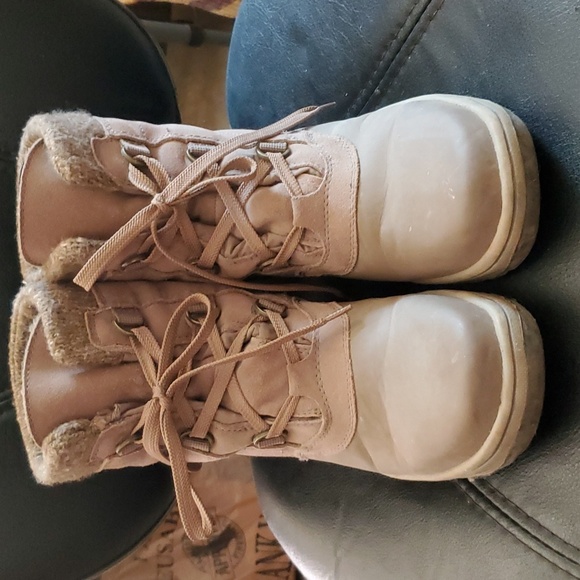 BareTraps Shoes - Baretraps Boots size 10M